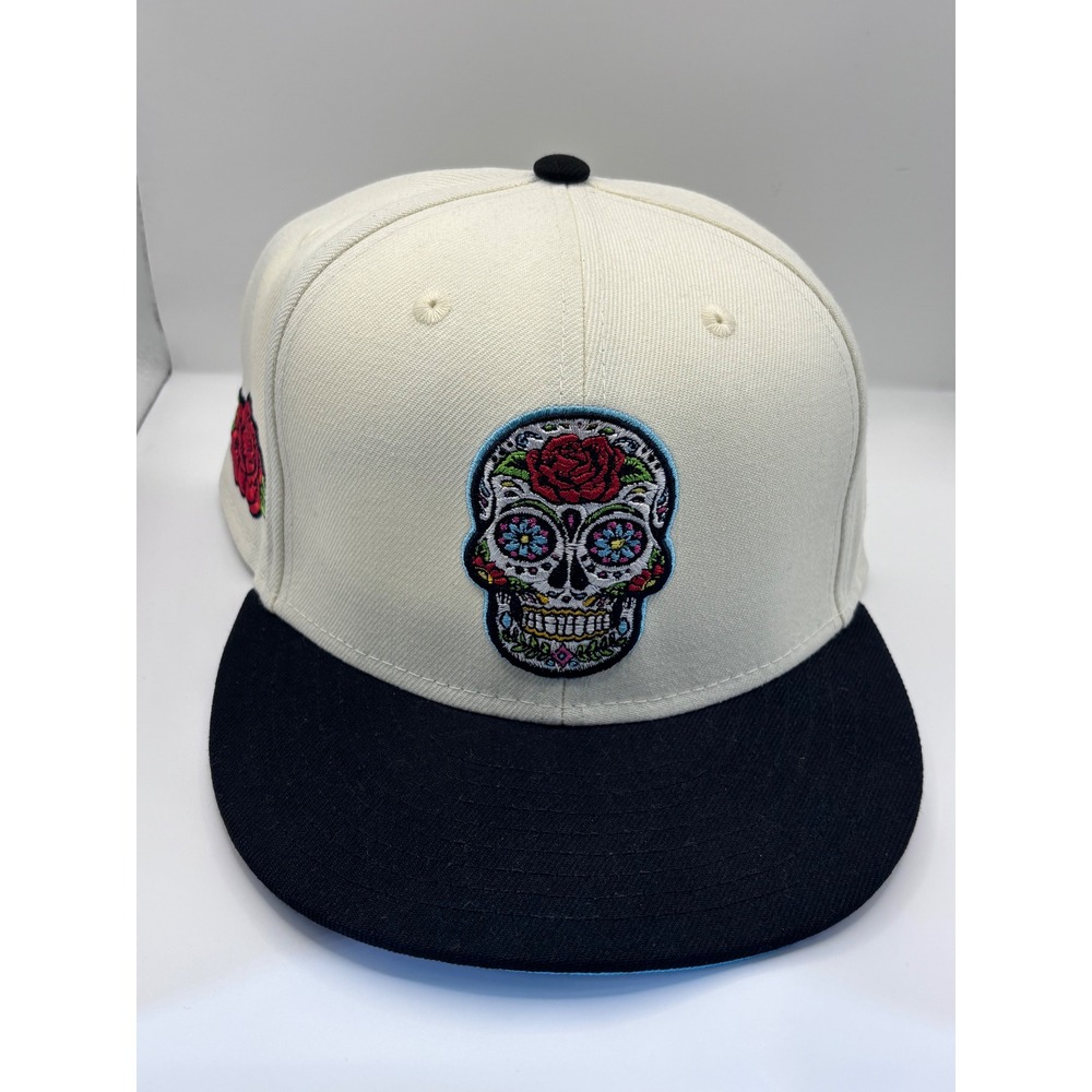 Rings & Crwns Snapback Hat Mens OSFM Cream Black Sugar Skull Serape Brim Hat